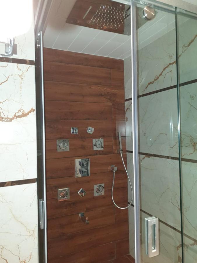 Hotel Suncity Palace 卡蒂哈尔 外观 照片