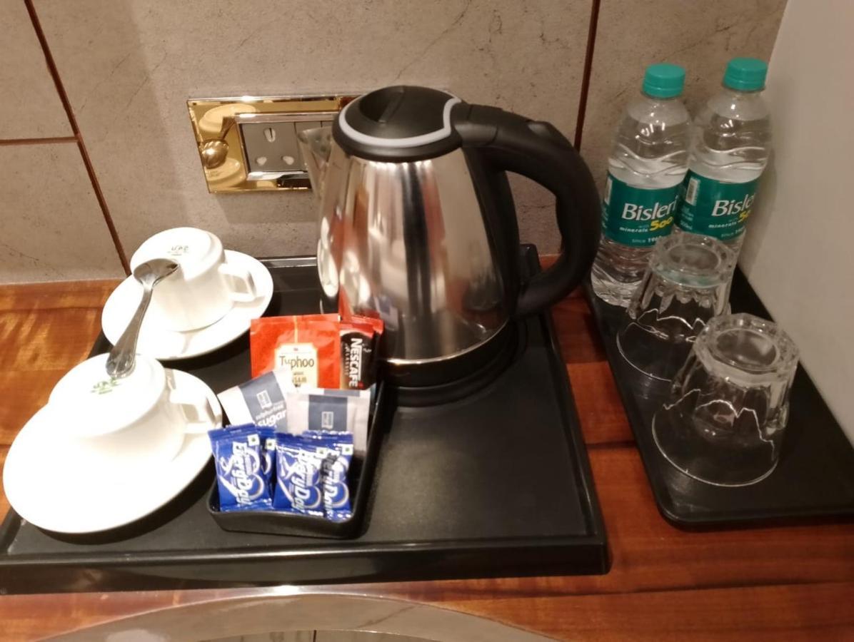 Hotel Suncity Palace 卡蒂哈尔 外观 照片