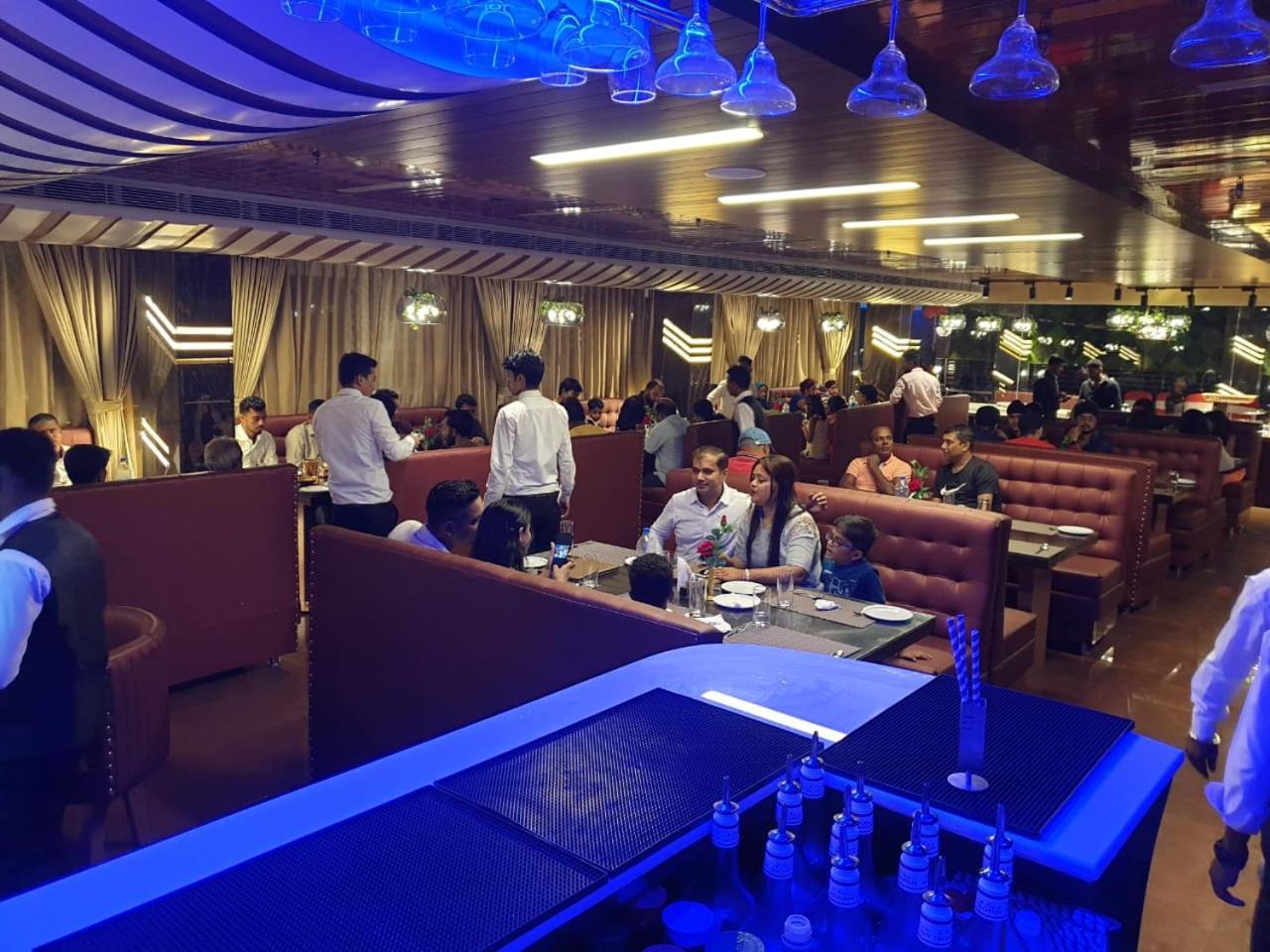 Hotel Suncity Palace 卡蒂哈尔 外观 照片